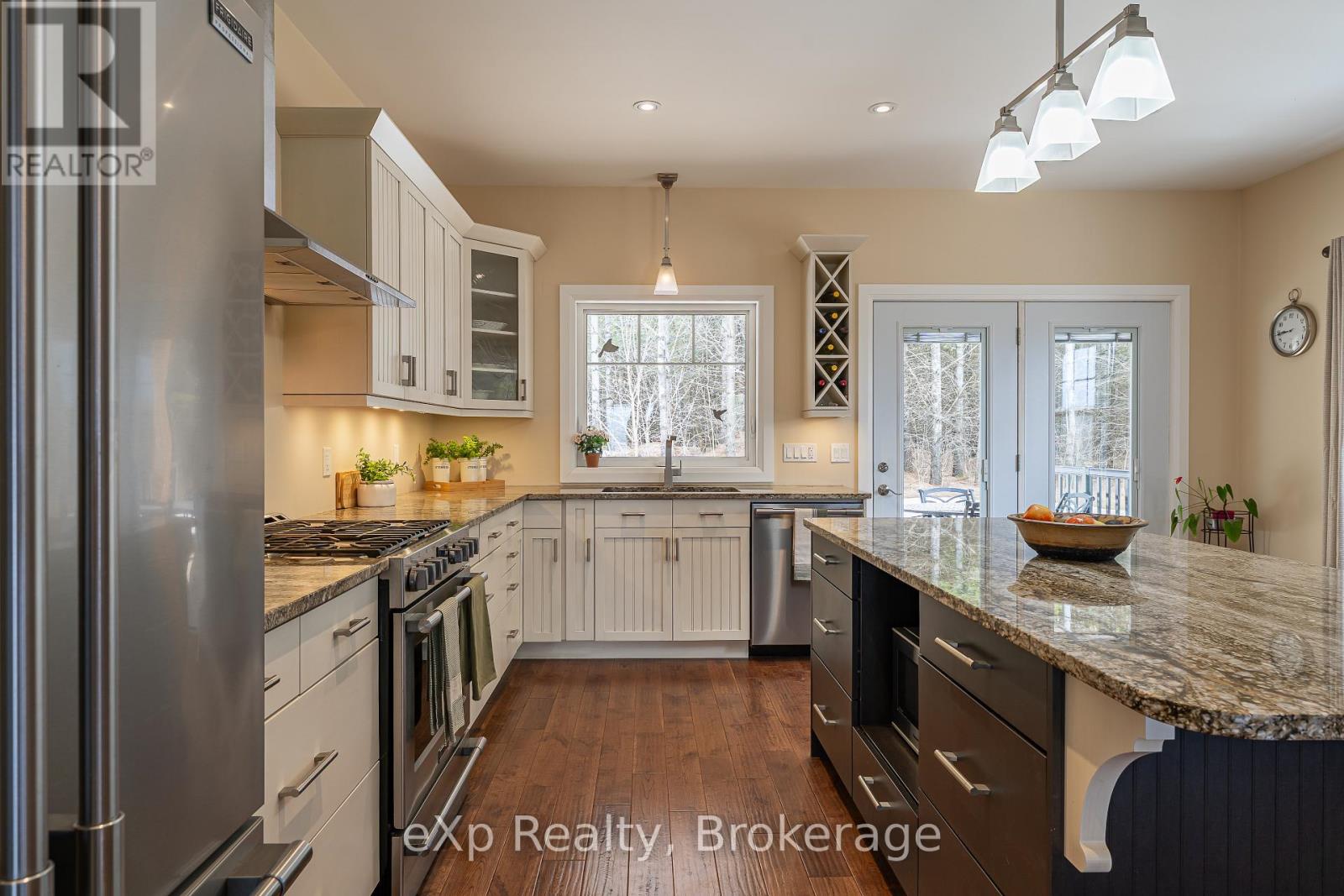 615641 Hamilton Lane, West Grey, Ontario  N0C 1H0 - Photo 17 - X12086488
