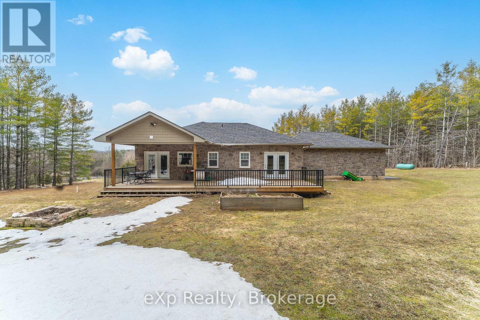 615641 Hamilton Lane, West Grey, Ontario  N0C 1H0 - Photo 37 - X12086488