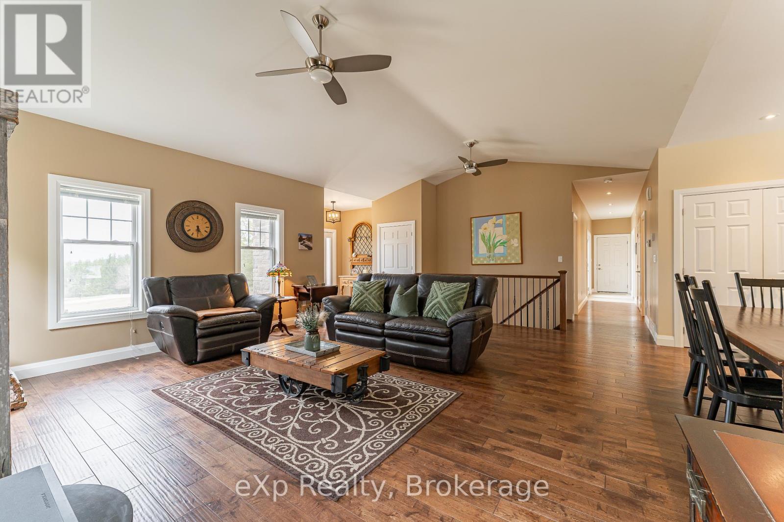 615641 Hamilton Lane, West Grey, Ontario  N0C 1H0 - Photo 12 - X12086488