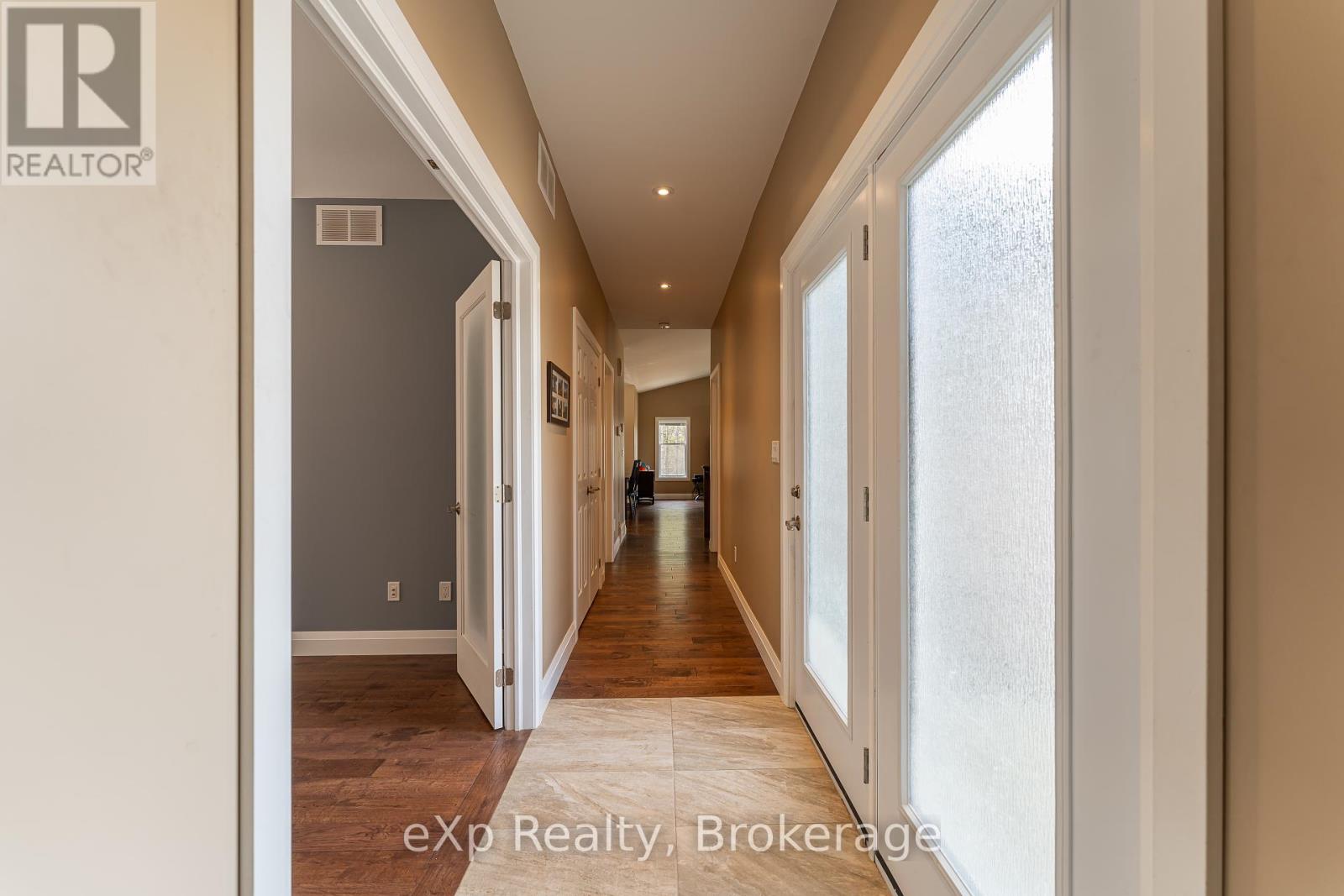 615641 Hamilton Lane, West Grey, Ontario  N0C 1H0 - Photo 20 - X12086488
