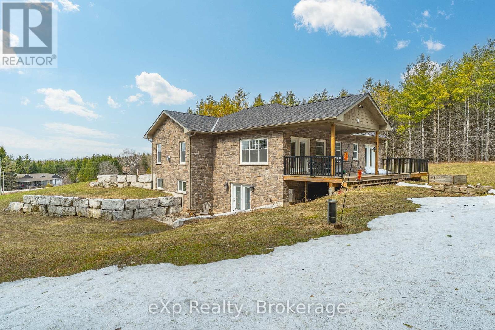615641 Hamilton Lane, West Grey, Ontario  N0C 1H0 - Photo 38 - X12086488