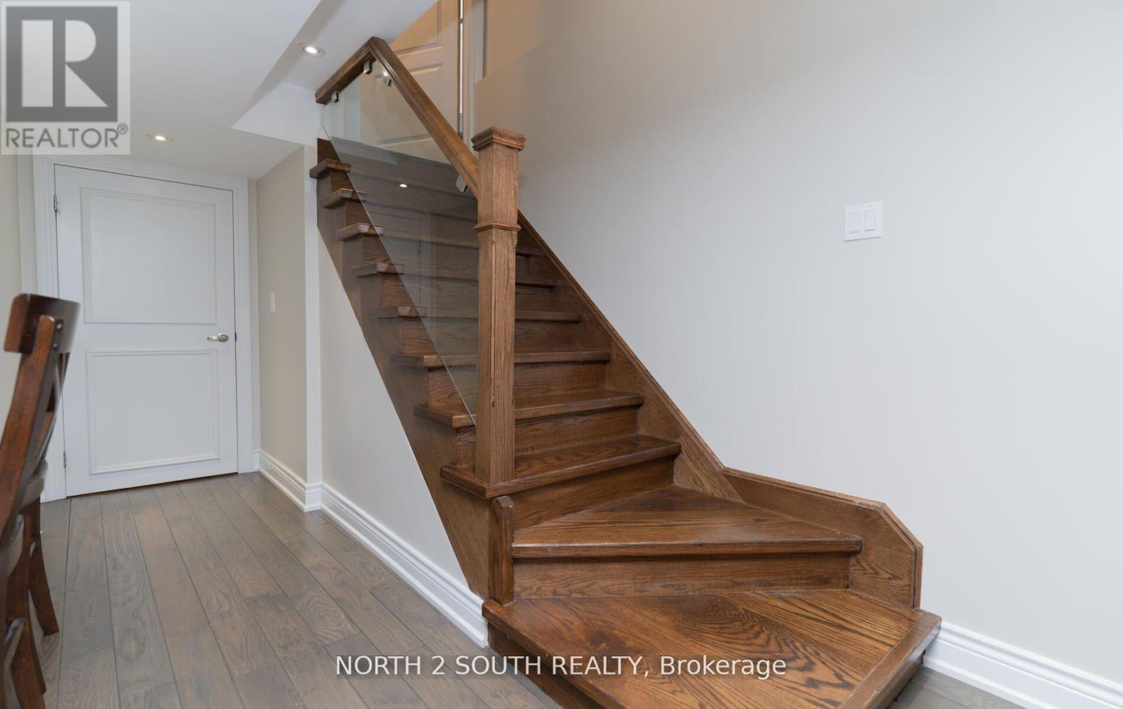 BSMT - 11 WINGSTEM COURT, Toronto, Ontario