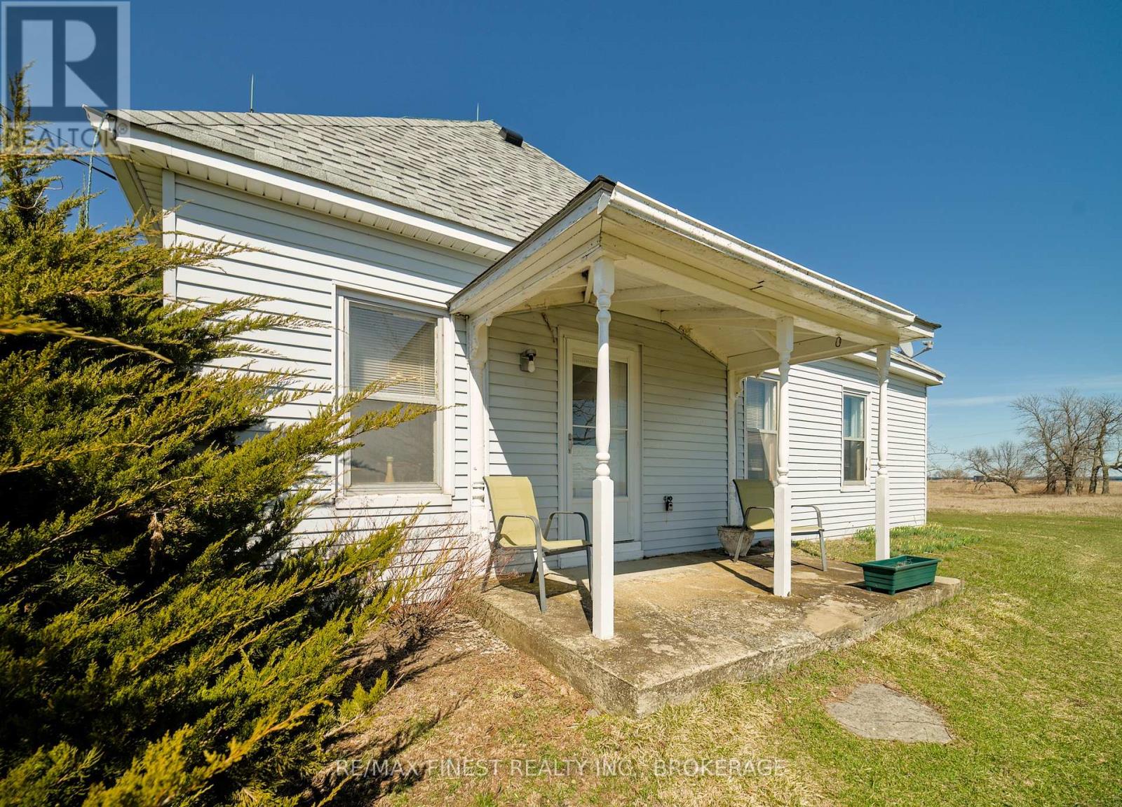 Property at 10 FRONT ROAD image 5