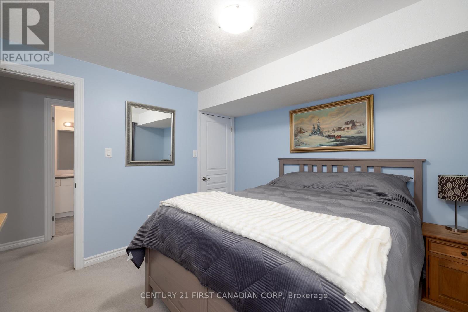 Photo 21 of 38 for 3303 Emily Carr Lane