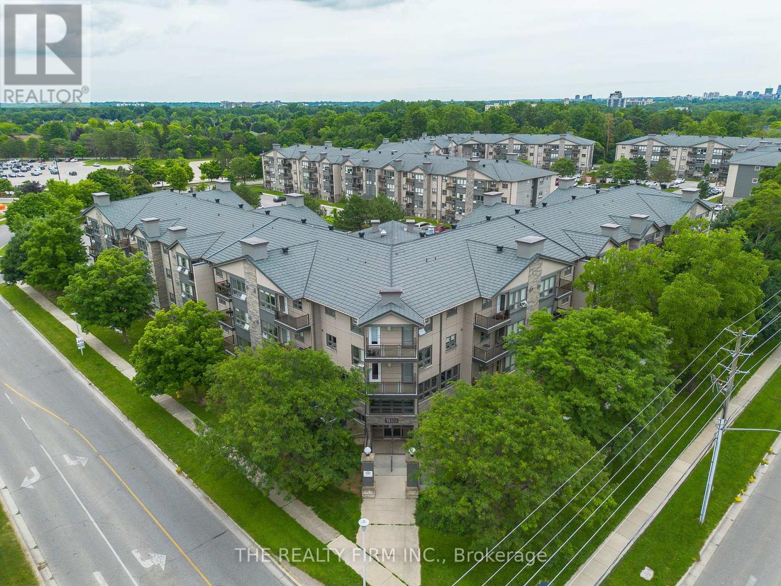 Photo 24 of 24 for 104 - 15 Jacksway Crescent