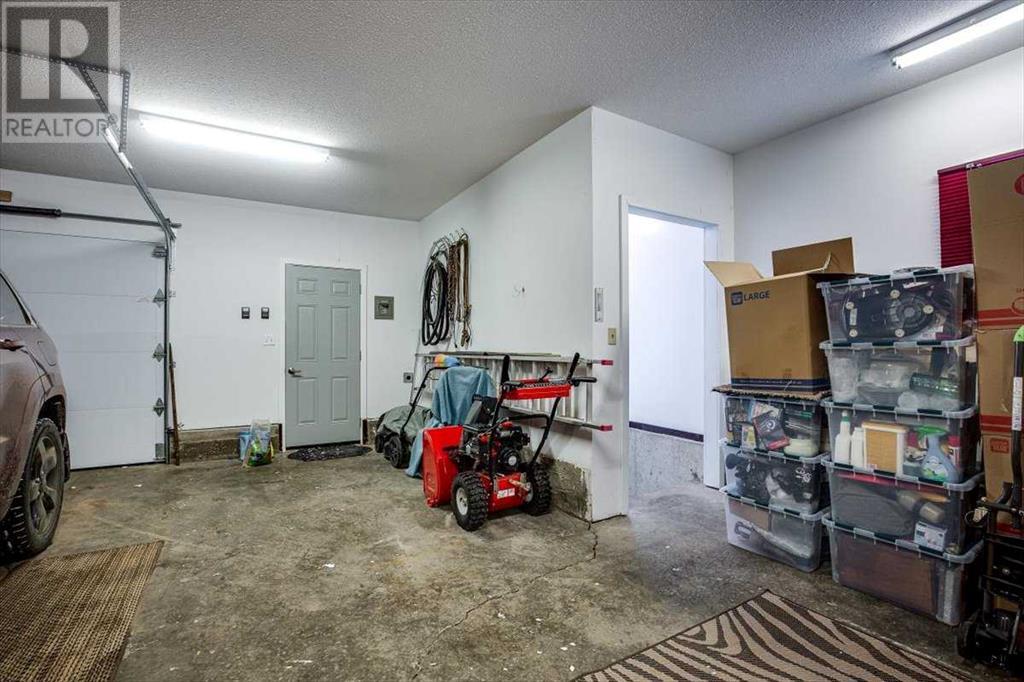 5917 Spruce Park Crescent Crescent, Stettler, Alberta  T0C 2L1 - Photo 30 - A2203222
