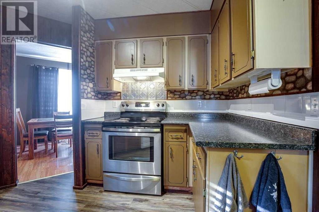 5917 Spruce Park Crescent Crescent, Stettler, Alberta  T0C 2L1 - Photo 12 - A2203222