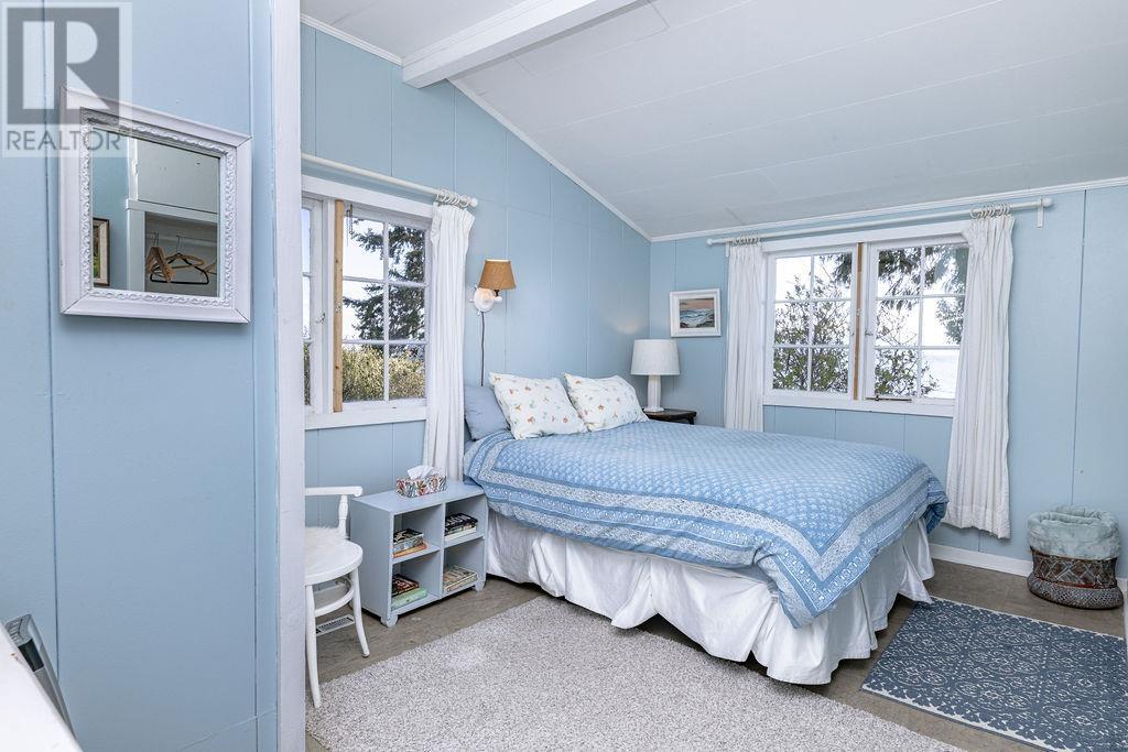 2873 Lower Road, Roberts Creek, British Columbia  V0N 2W4 - Photo 18 - R2992224
