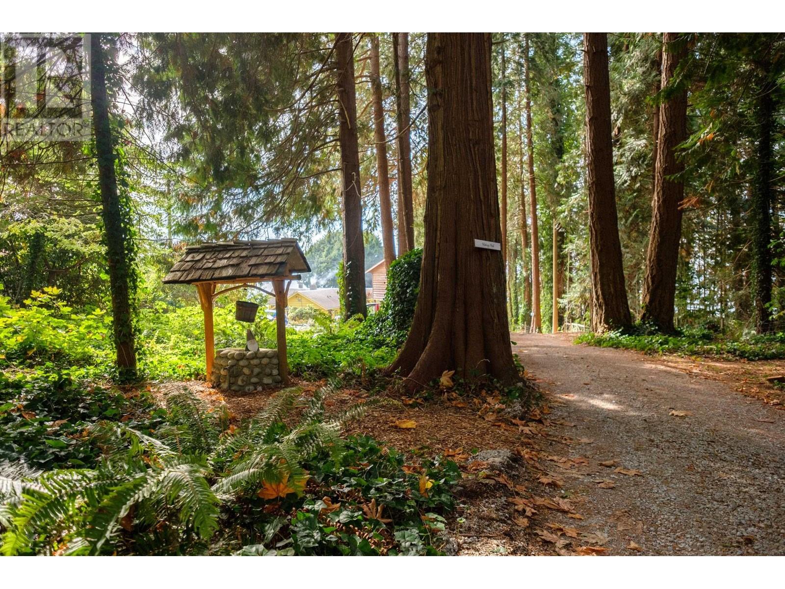 2873 Lower Road, Roberts Creek, British Columbia  V0N 2W4 - Photo 36 - R2992224