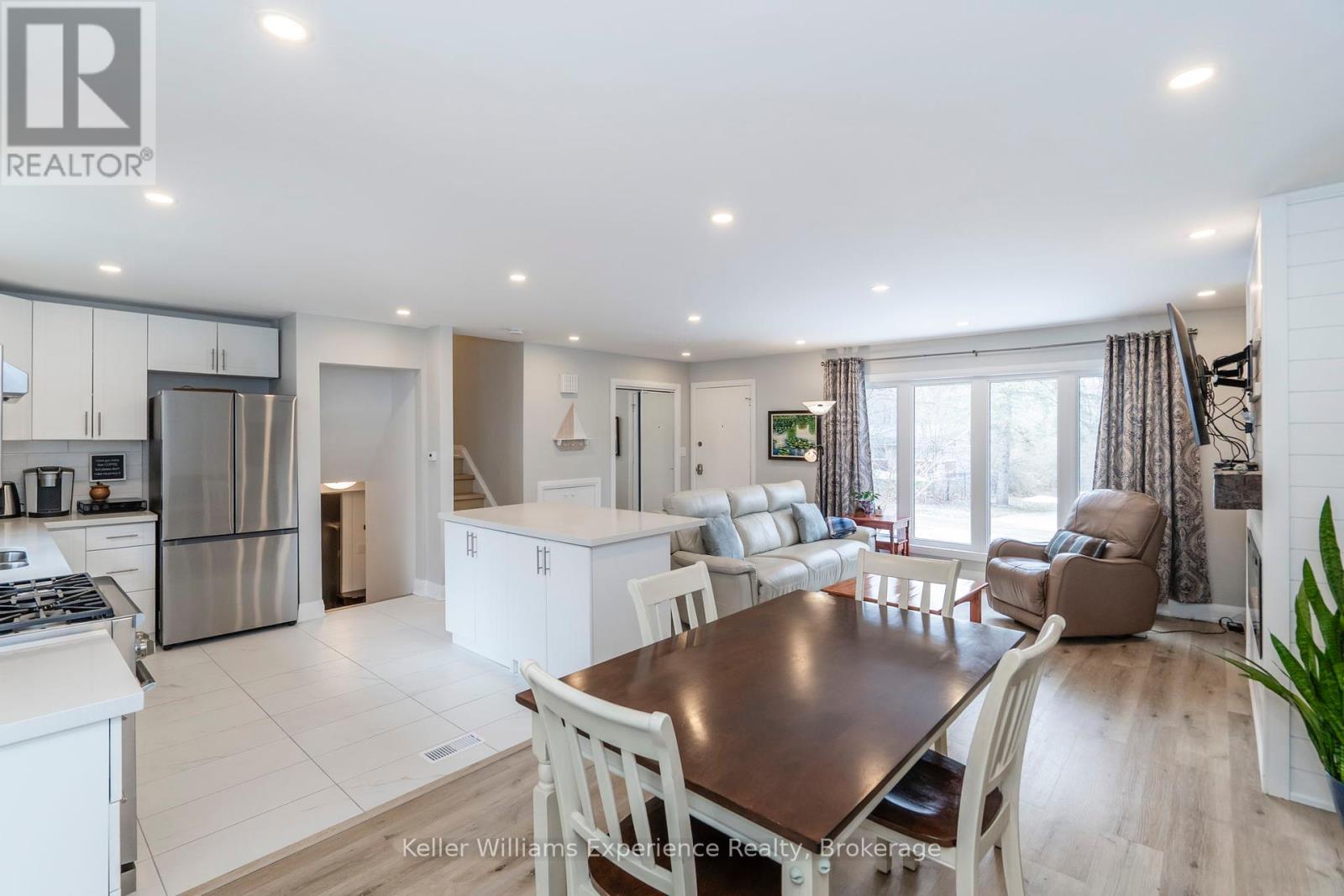 857 Victoria Street, Midland, Ontario  L4R 1B7 - Photo 15 - S12095331