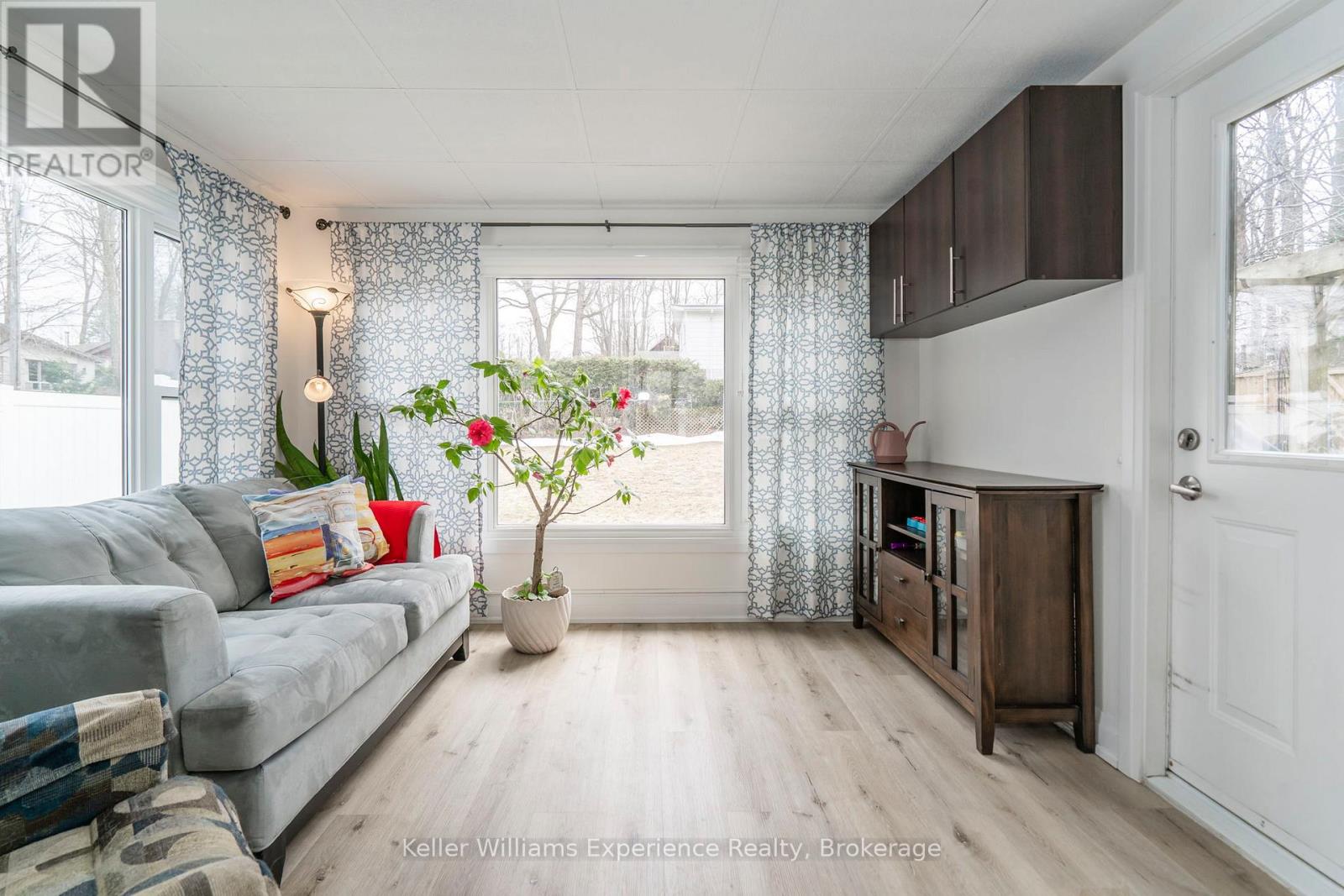 857 Victoria Street, Midland, Ontario  L4R 1B7 - Photo 20 - S12095331