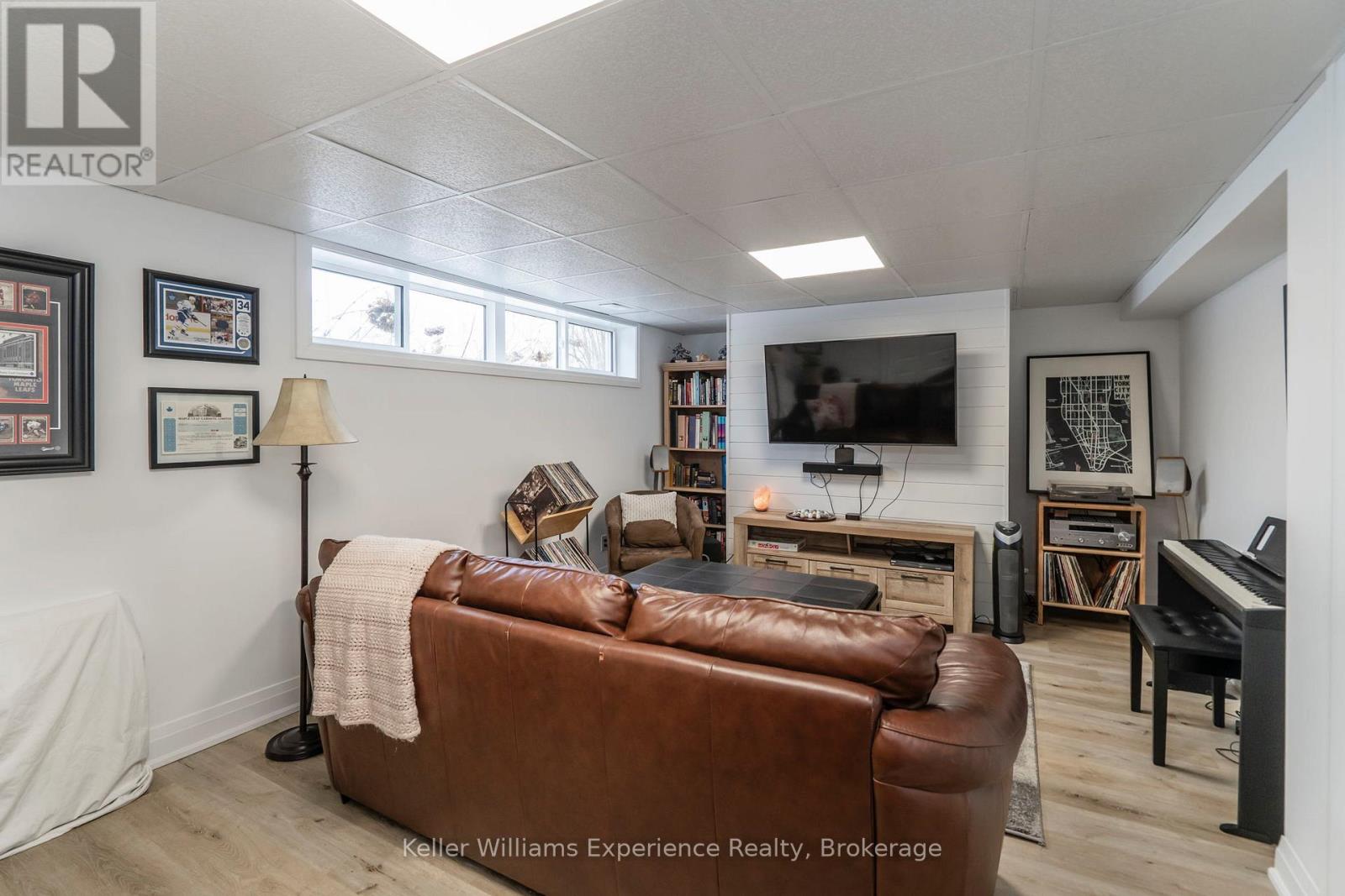 857 Victoria Street, Midland, Ontario  L4R 1B7 - Photo 28 - S12095331