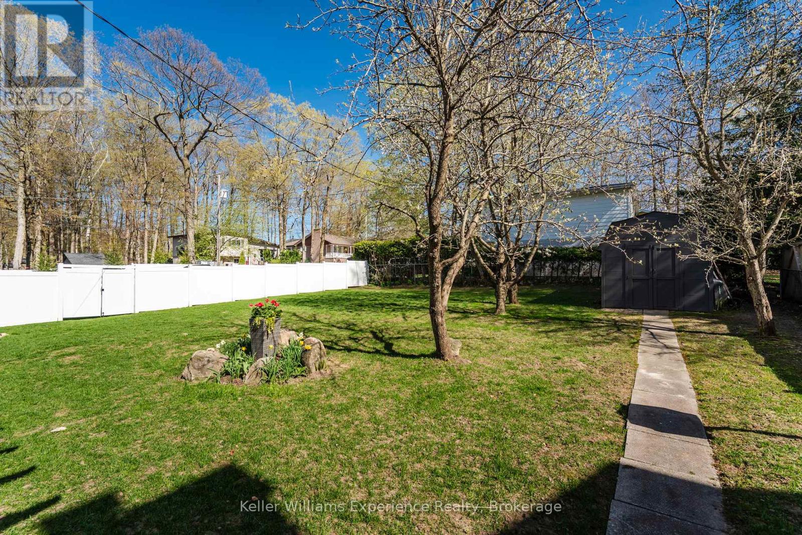 857 Victoria Street, Midland, Ontario  L4R 1B7 - Photo 38 - S12095331