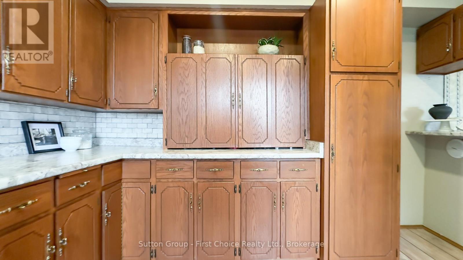42403 Bridge Road, Huron East, Ontario  N0K 1W0 - Photo 21 - X12095170