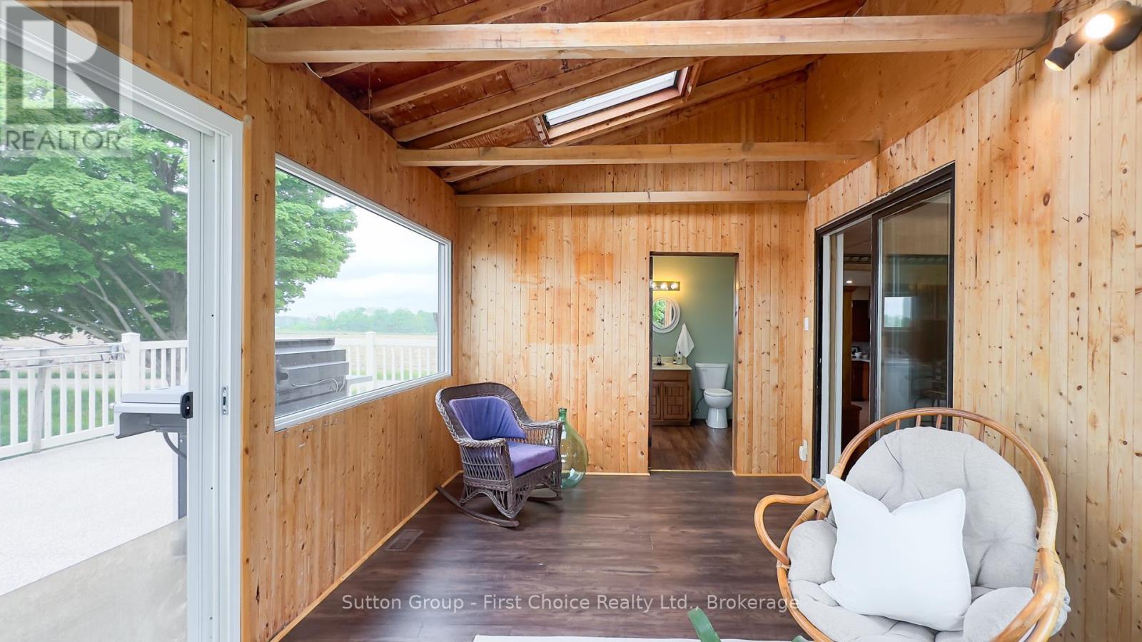 42403 Bridge Road, Huron East, Ontario  N0K 1W0 - Photo 26 - X12095170