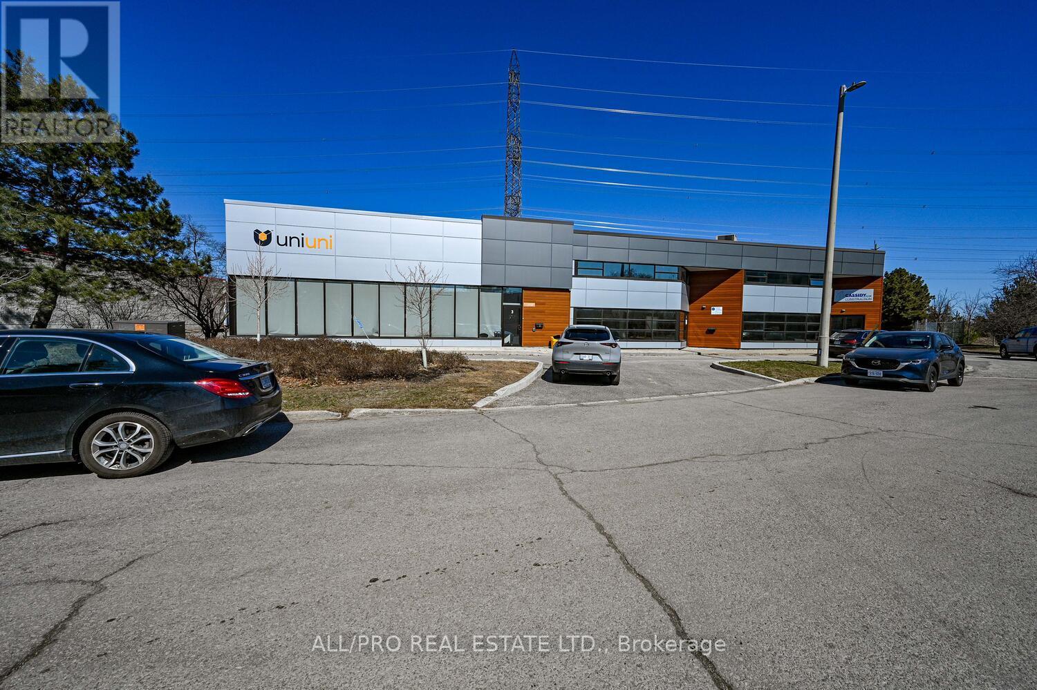 Unit 1 - 1011 Thomas Spratt Place, Ottawa, Ontario  K1G 5L5 - Photo 2 - X12095216