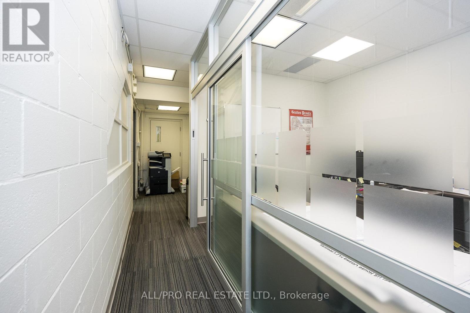 Unit 1 - 1011 Thomas Spratt Place, Ottawa, Ontario  K1G 5L5 - Photo 7 - X12095216
