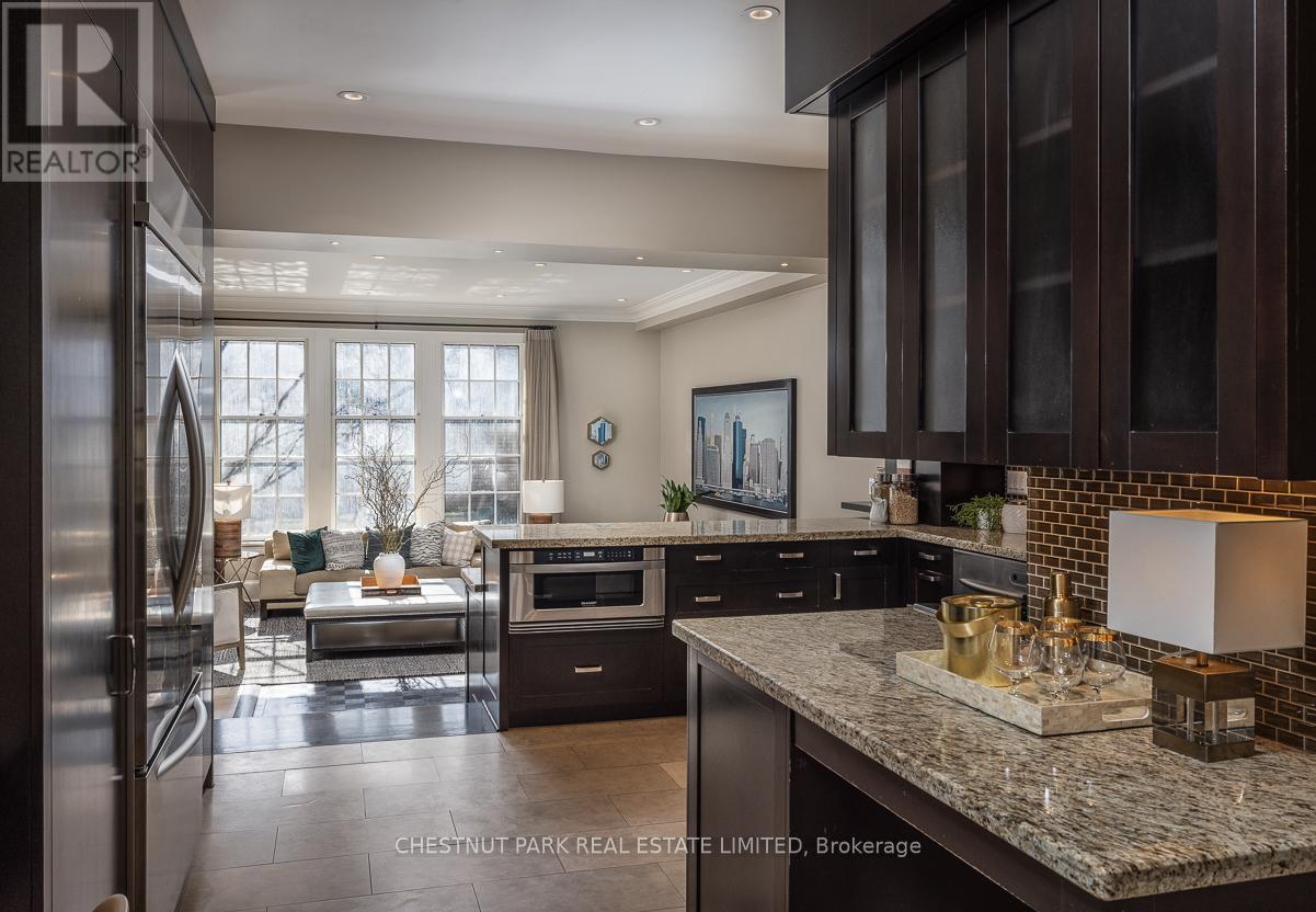406 Glenayr Road, Toronto, Ontario  M5P 3C7 - Photo 12 - C12095163