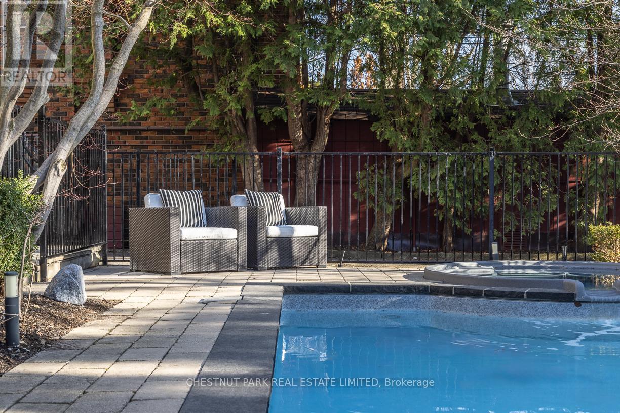 406 Glenayr Road, Toronto, Ontario  M5P 3C7 - Photo 31 - C12095163
