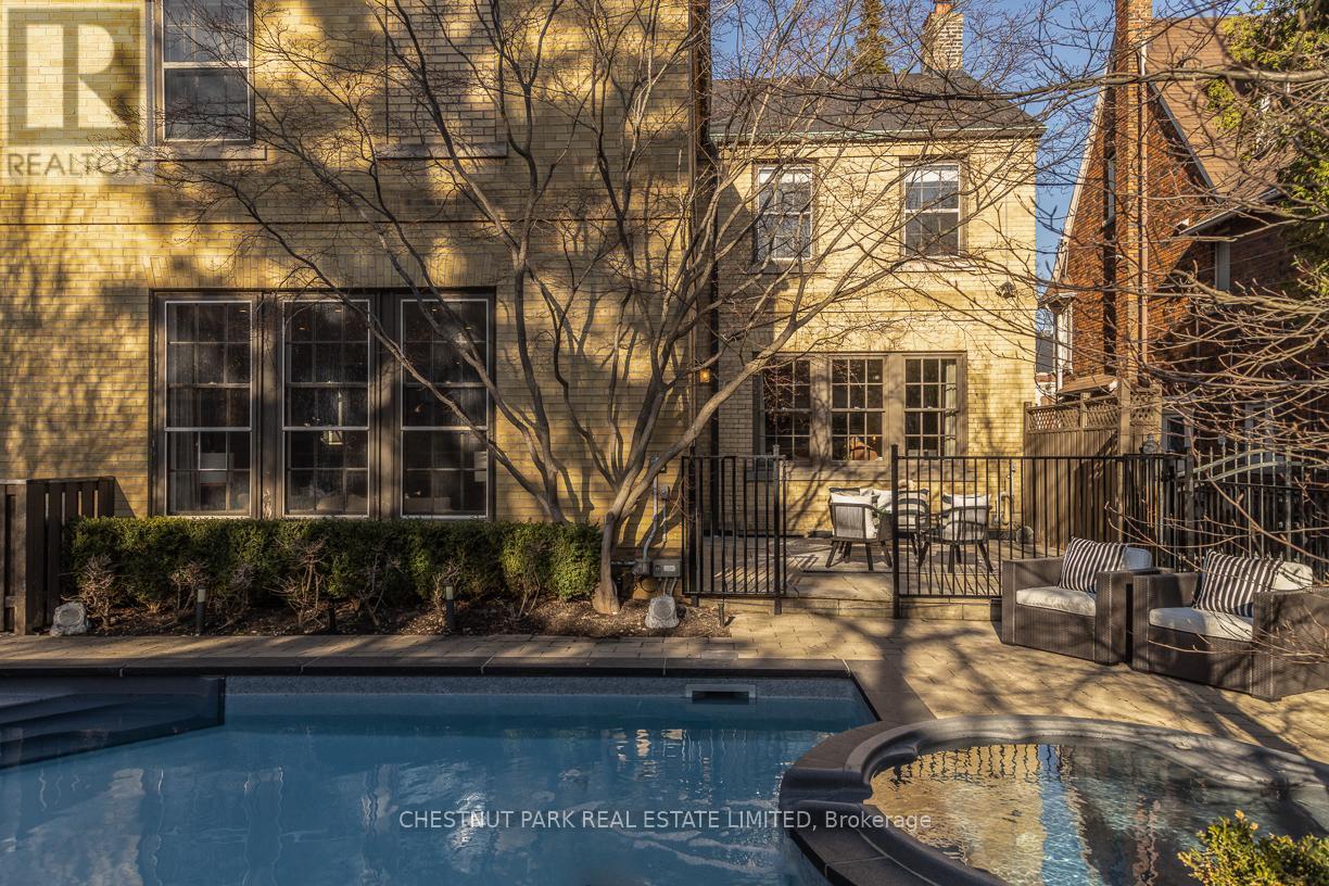 406 Glenayr Road, Toronto, Ontario  M5P 3C7 - Photo 34 - C12095163