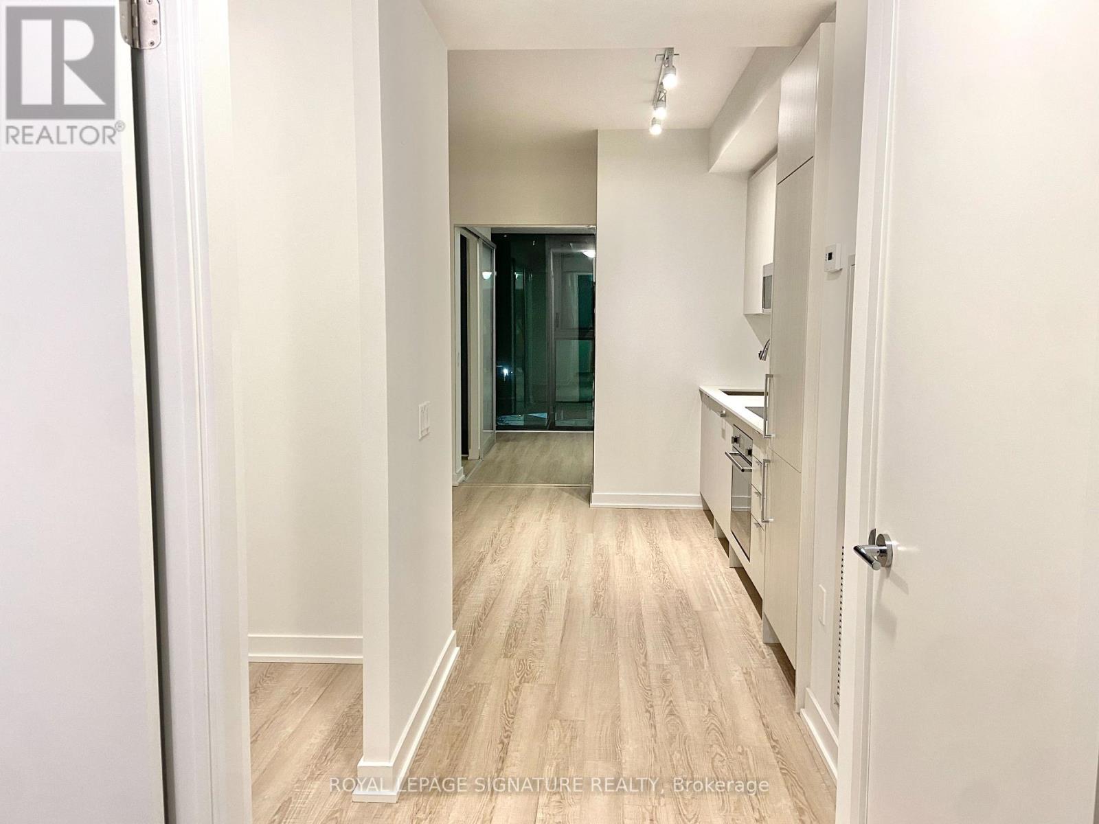 316 - 250 LAWRENCE AVENUE W, Toronto, Ontario