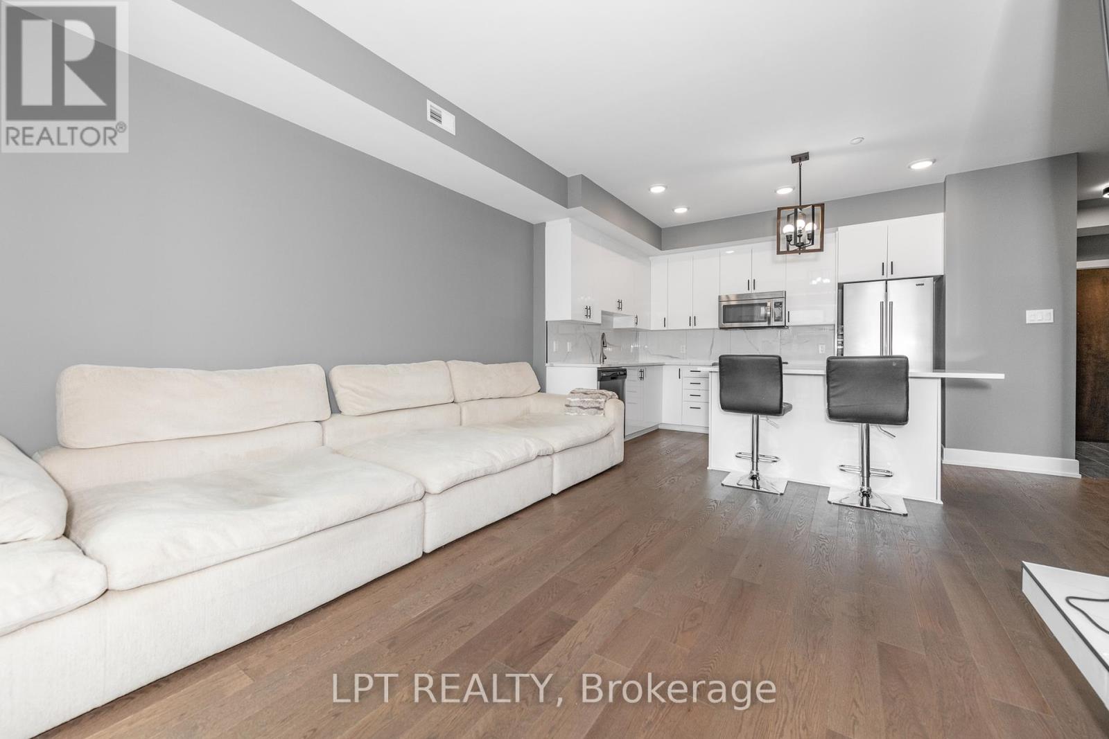 203 - 615 Longfields Drive, Ottawa, Ontario  K2J 6J3 - Photo 13 - X12095329