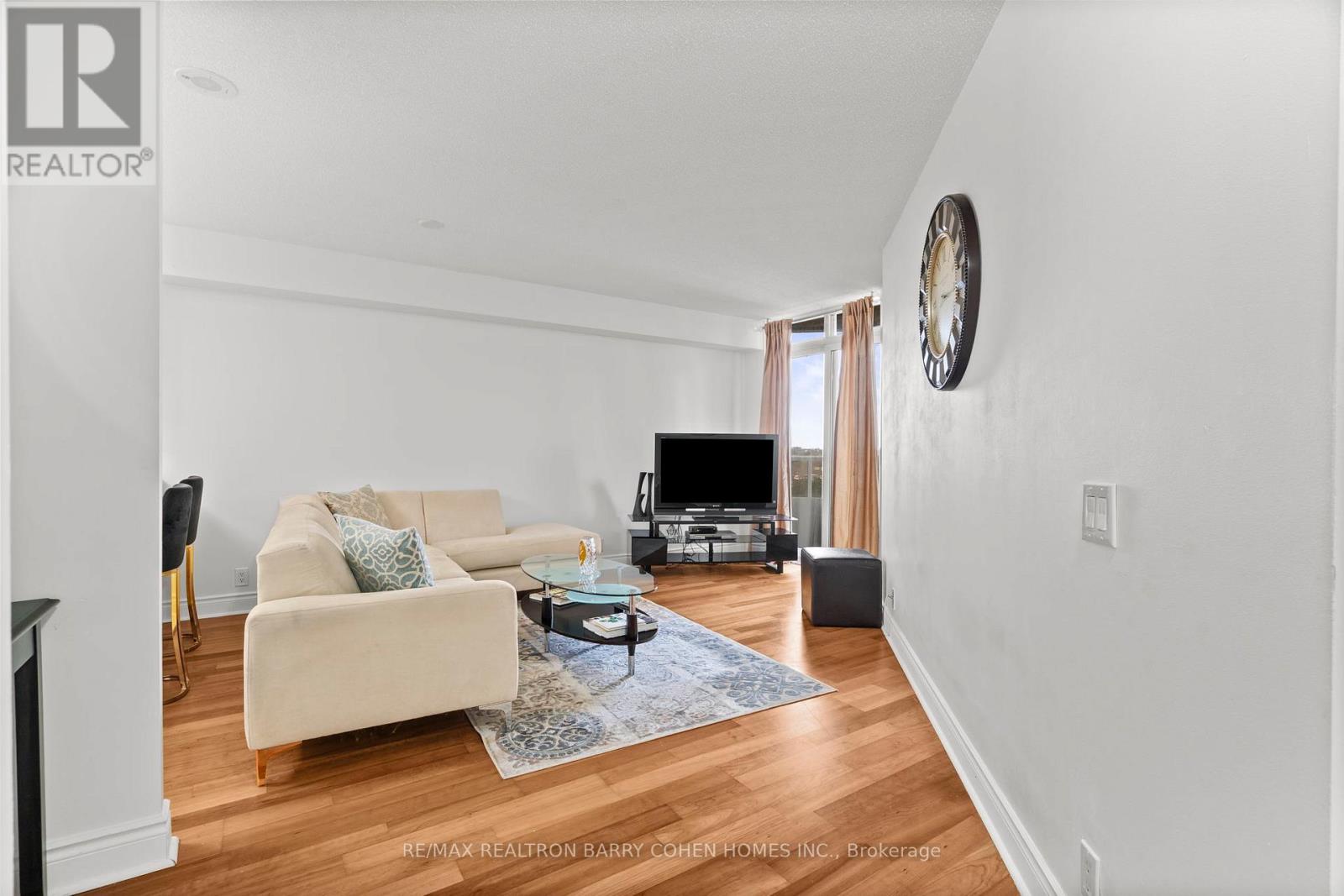 Property at 624 - 80 HARRISON GARDEN BOULEVARD image 5