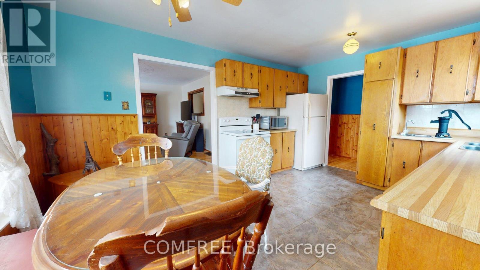 8770 Bank Street, Ottawa, Ontario  K0A 3J0 - Photo 5 - X12095351