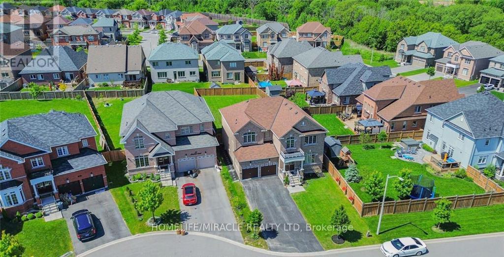 Property at 10 BUCKLES COURT image 3