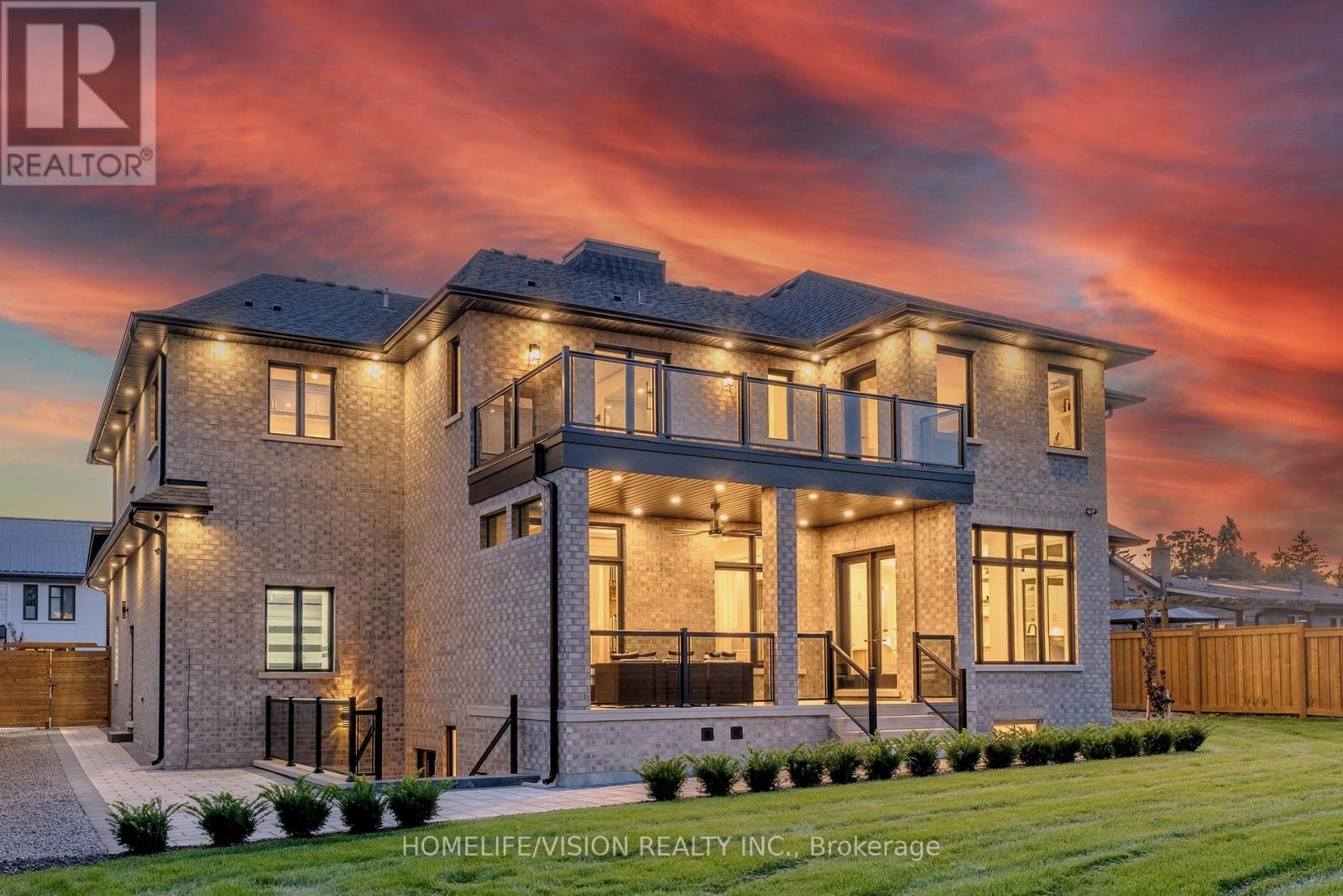 Property at 119 BANNER LANE image 3