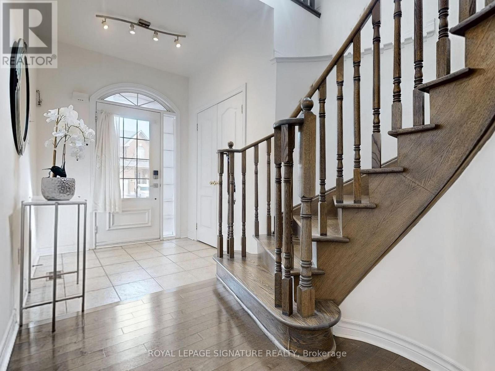 Property at 59 PRINCESS DIANA DRIVE image 4