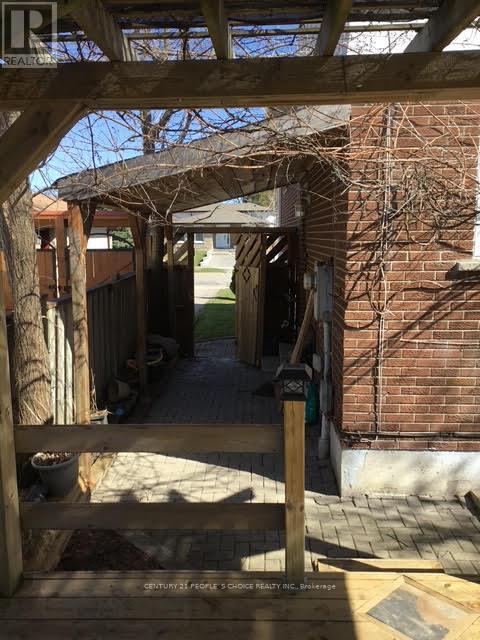 3326 Homark Drive, Mississauga, Ontario  L4Y 2K4 - Photo 17 - W12095187