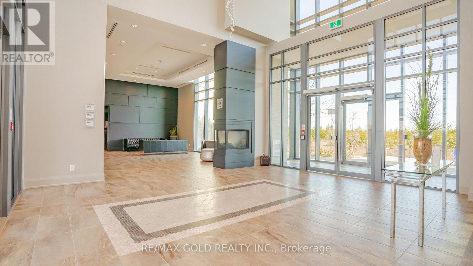1001 - 65 Yorkland Boulevard, Brampton, Ontario  L6P 4M5 - Photo 8 - W12095355