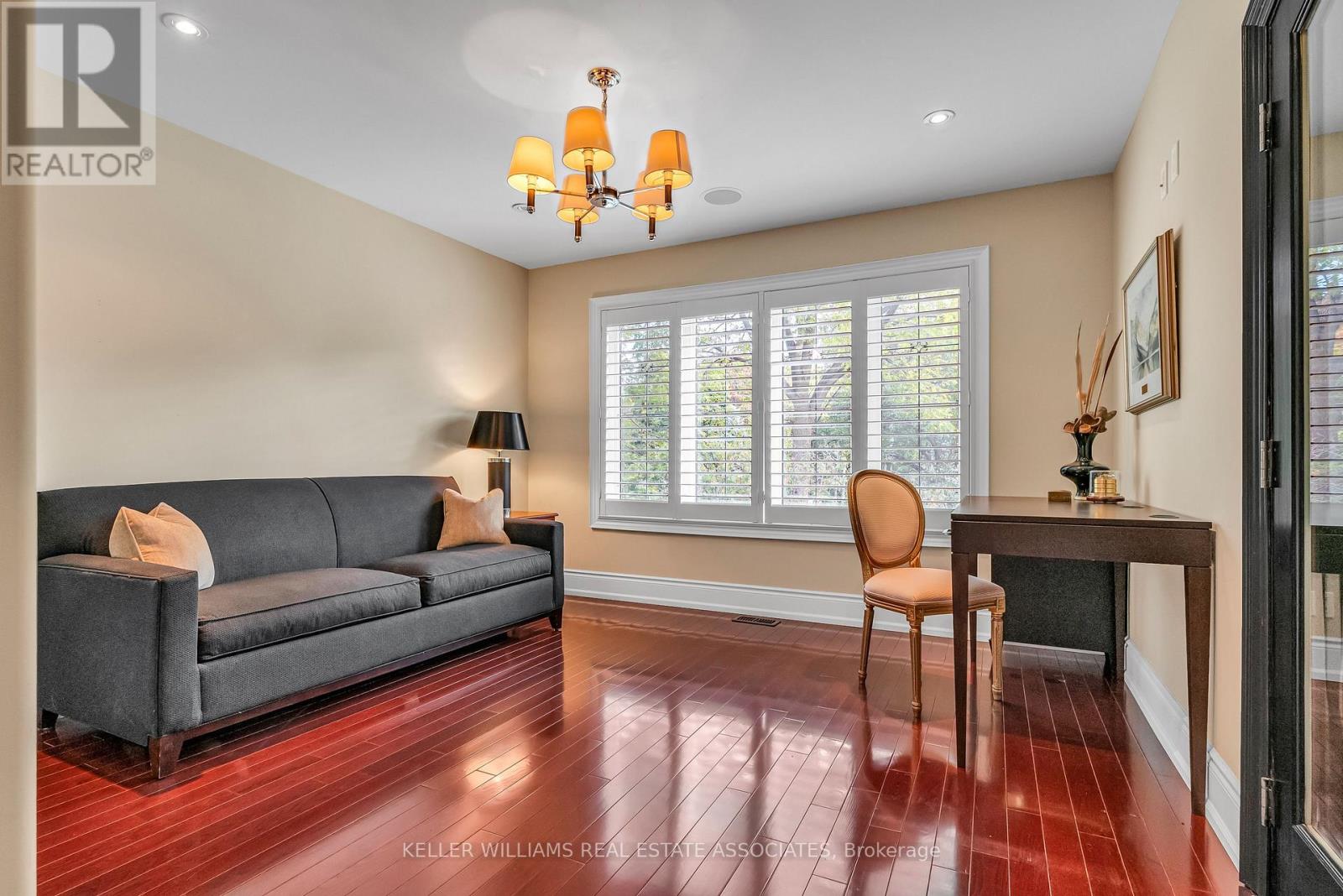 230 Winterborne Gate, Mississauga, Ontario  L5B 0C4 - Photo 30 - W12095356