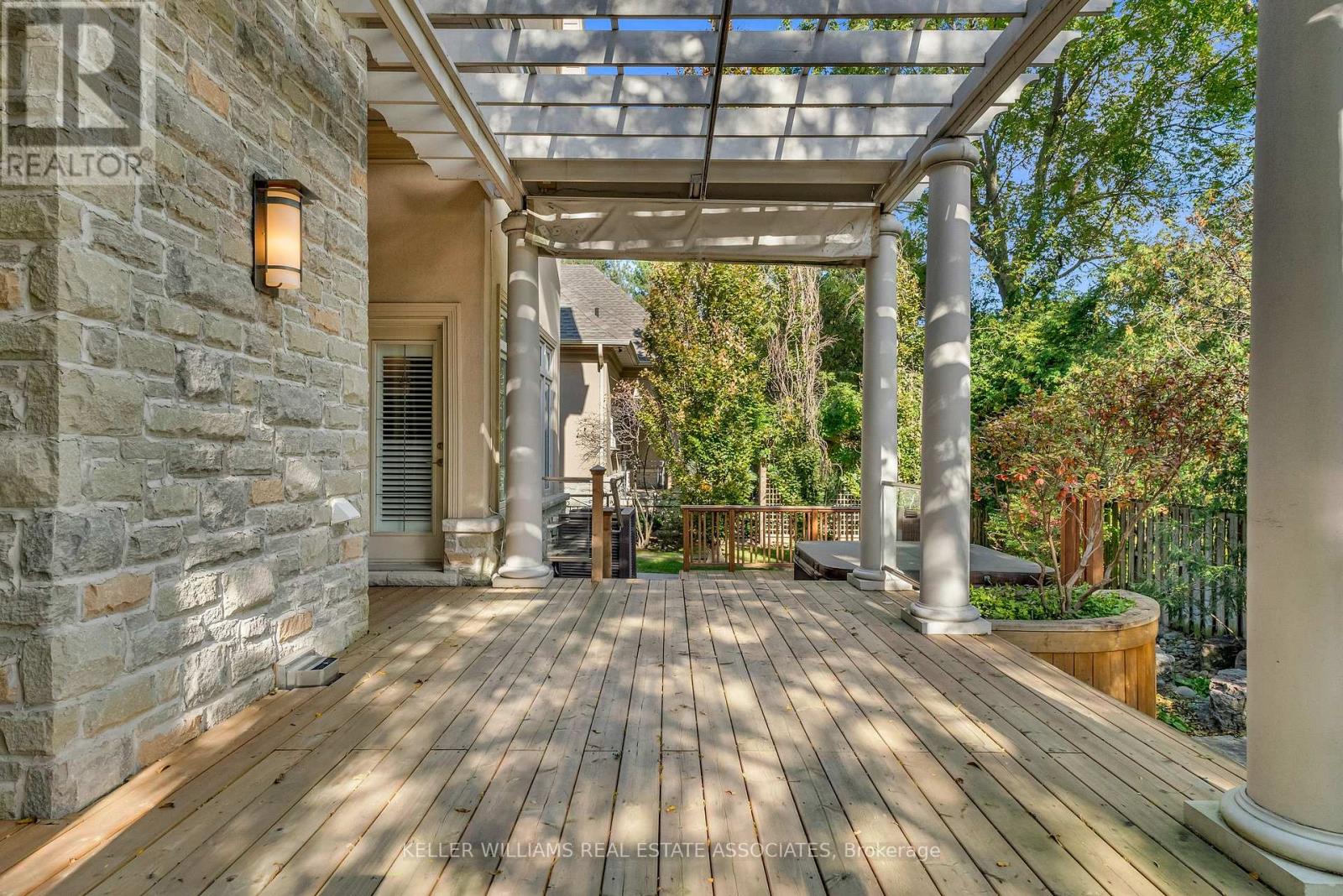 230 Winterborne Gate, Mississauga, Ontario  L5B 0C4 - Photo 39 - W12095356