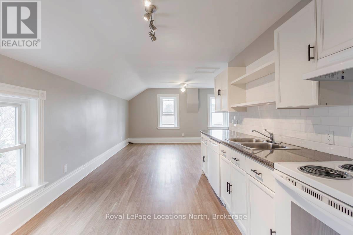 Unit B - 154 Hickory Street, Collingwood, Ontario  L9Y 3E8 - Photo 8 - S12041526