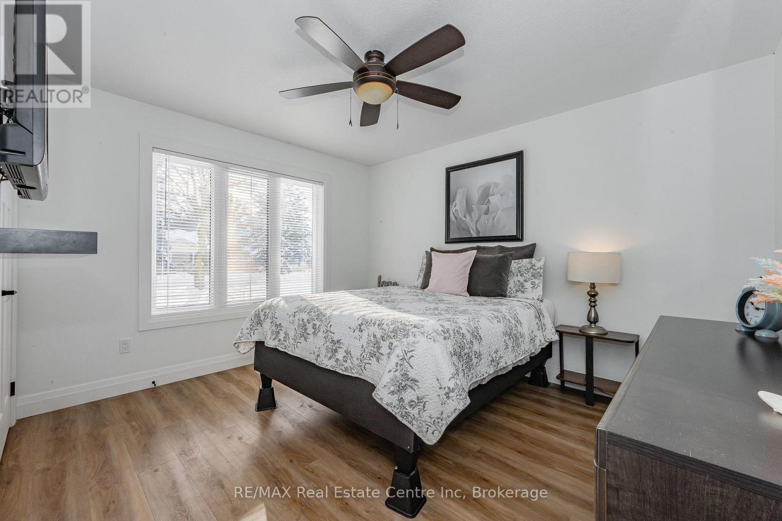 635 King Street, Minto, Ontario N0G 2P0 - Photo 19 - X11976780
