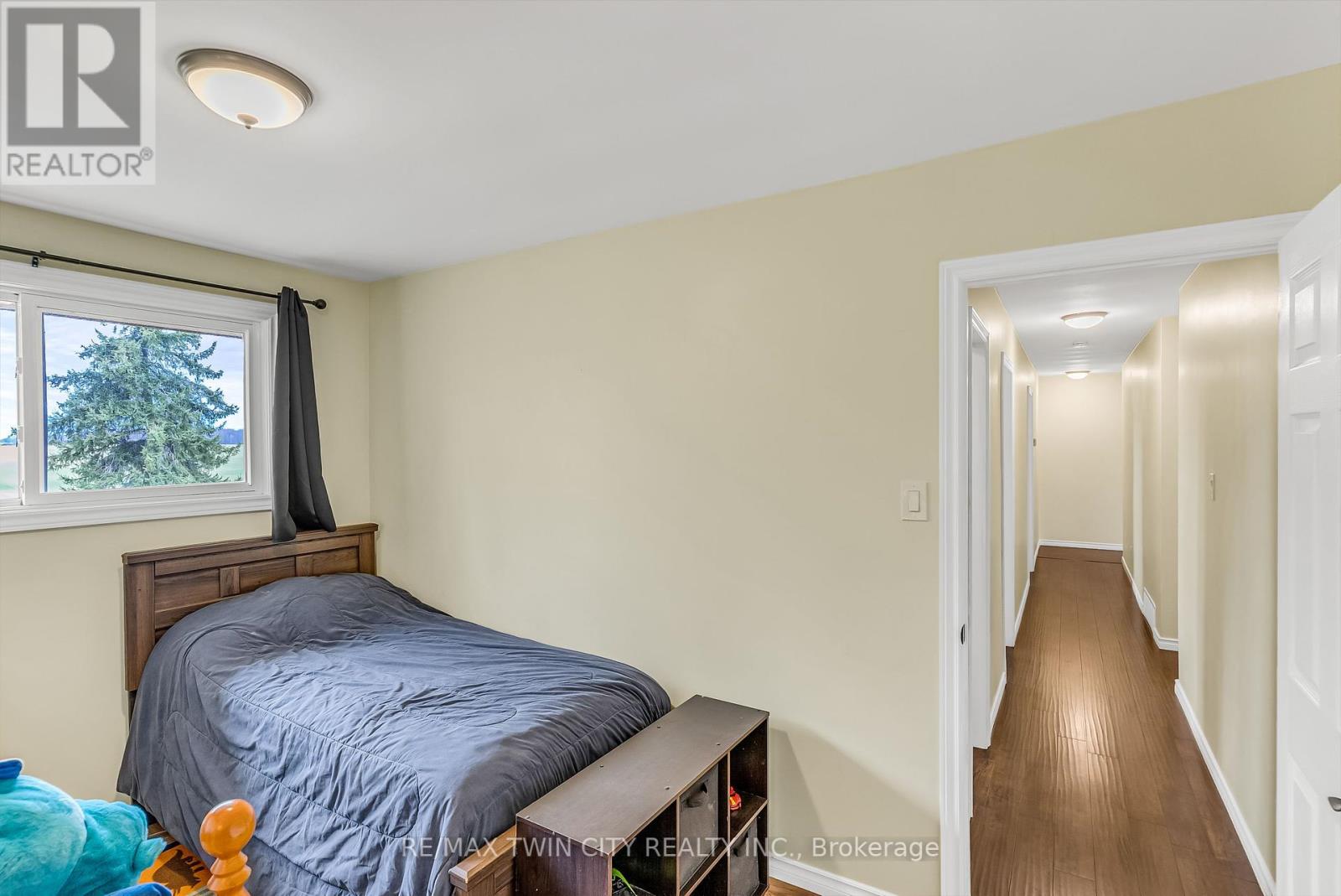 7680 Eighth Line, Centre Wellington, Ontario  N1H 6J2 - Photo 24 - X12095038