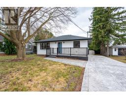11 JAMES STREET, Hamilton, Ontario