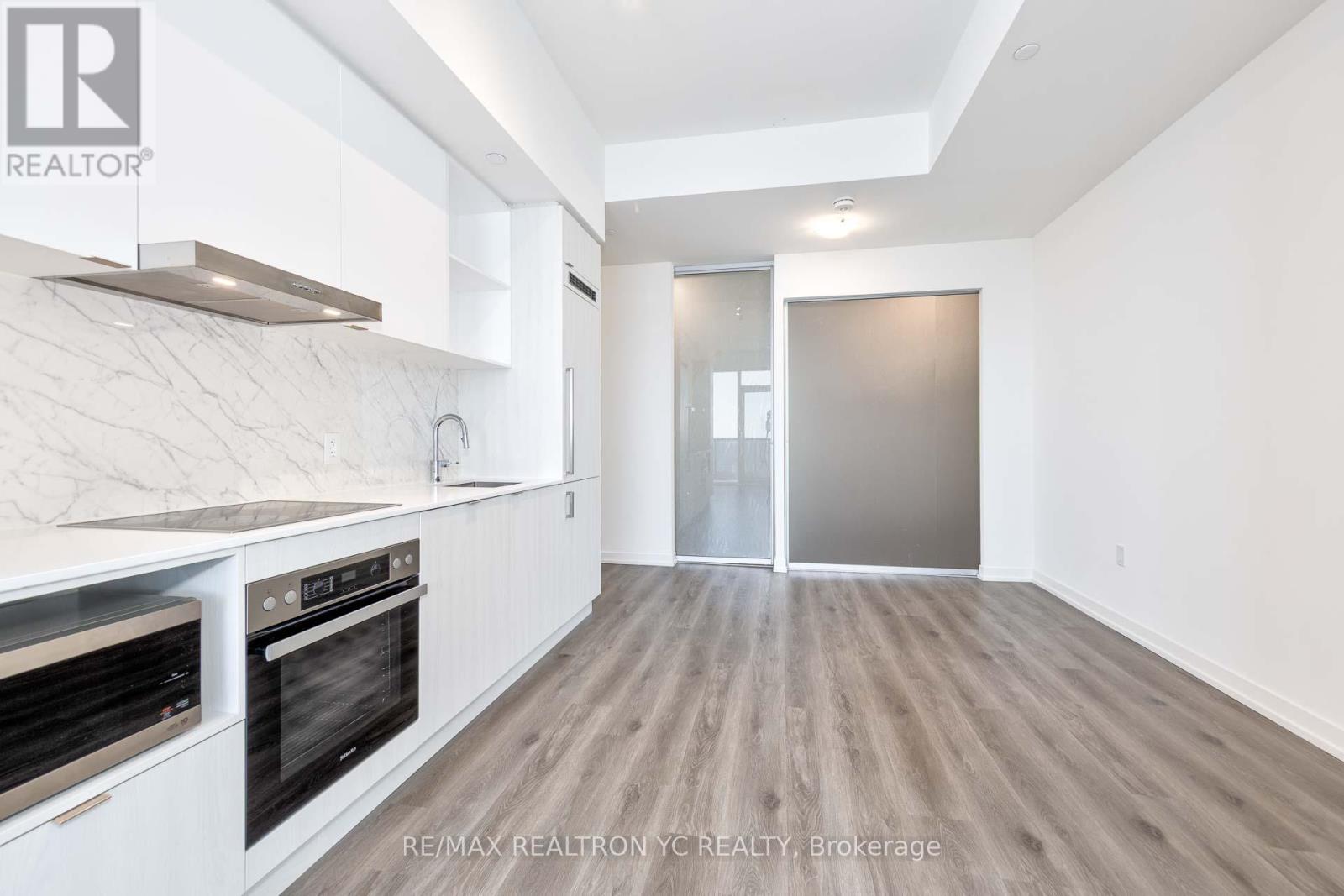 6908 - 138 Downes Street, Toronto, Ontario  M5E 0E4 - Photo 2 - C12087140