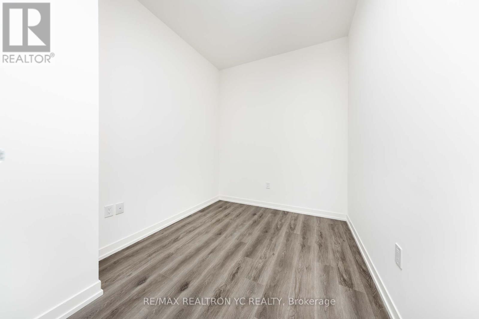 6908 - 138 Downes Street, Toronto, Ontario  M5E 0E4 - Photo 21 - C12087140