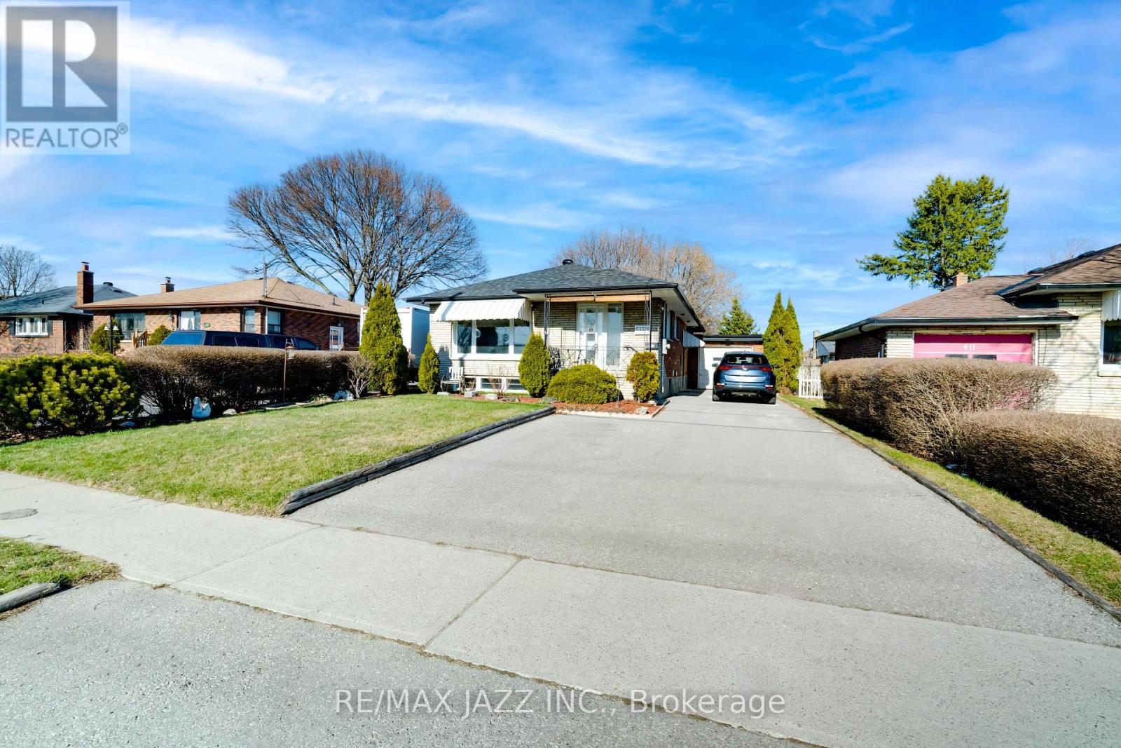 Property at 415 STEVENSON ROAD N image 2