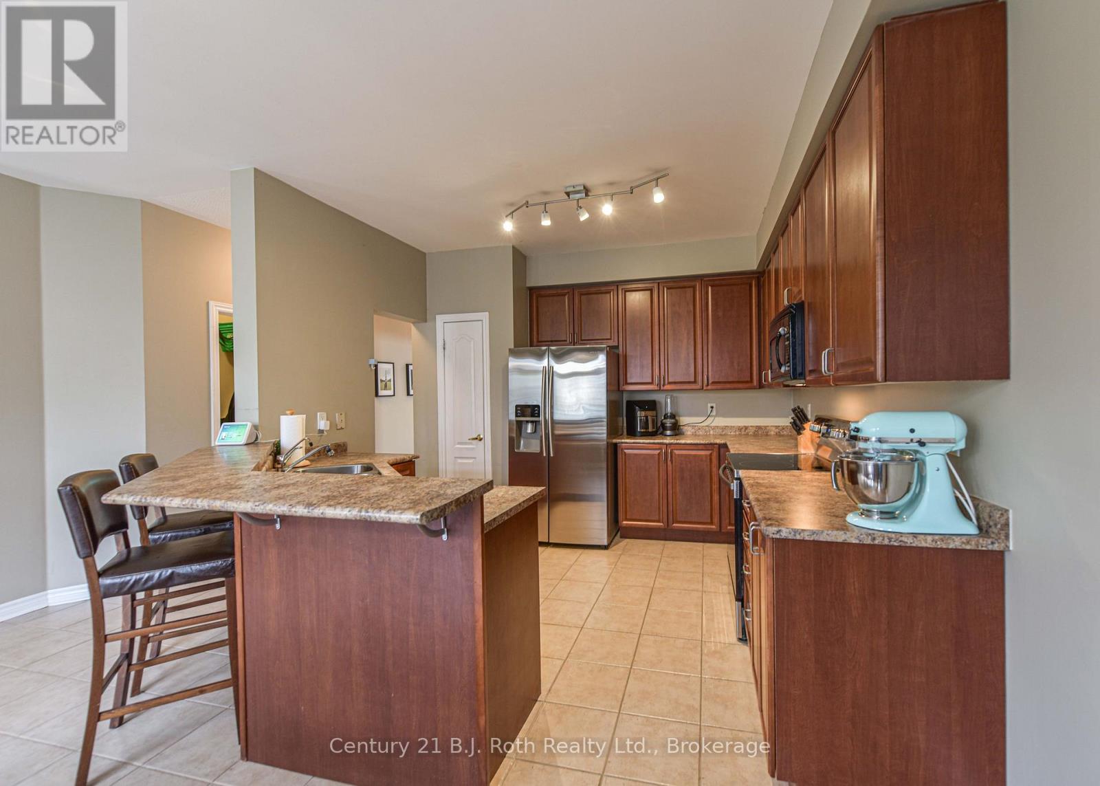 10 Regalia Way, Barrie, Ontario  L4M 7H7 - Photo 15 - S12090175