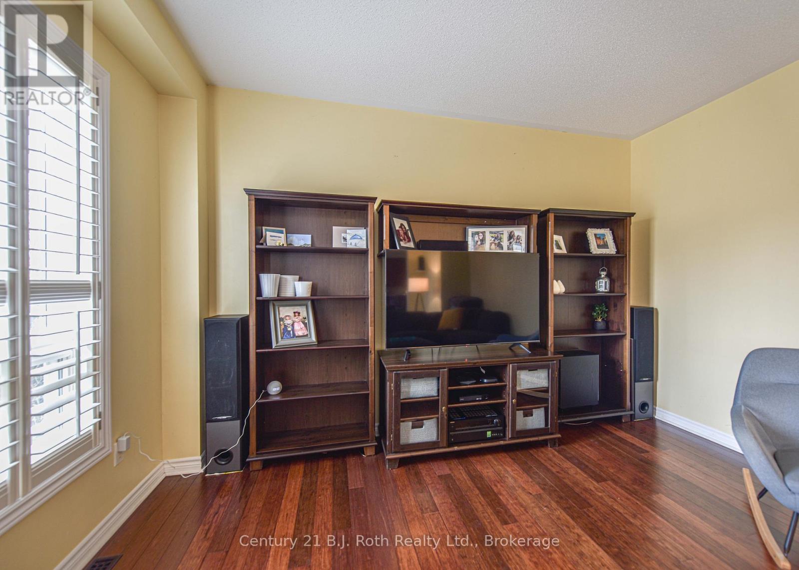 10 Regalia Way, Barrie, Ontario  L4M 7H7 - Photo 24 - S12090175