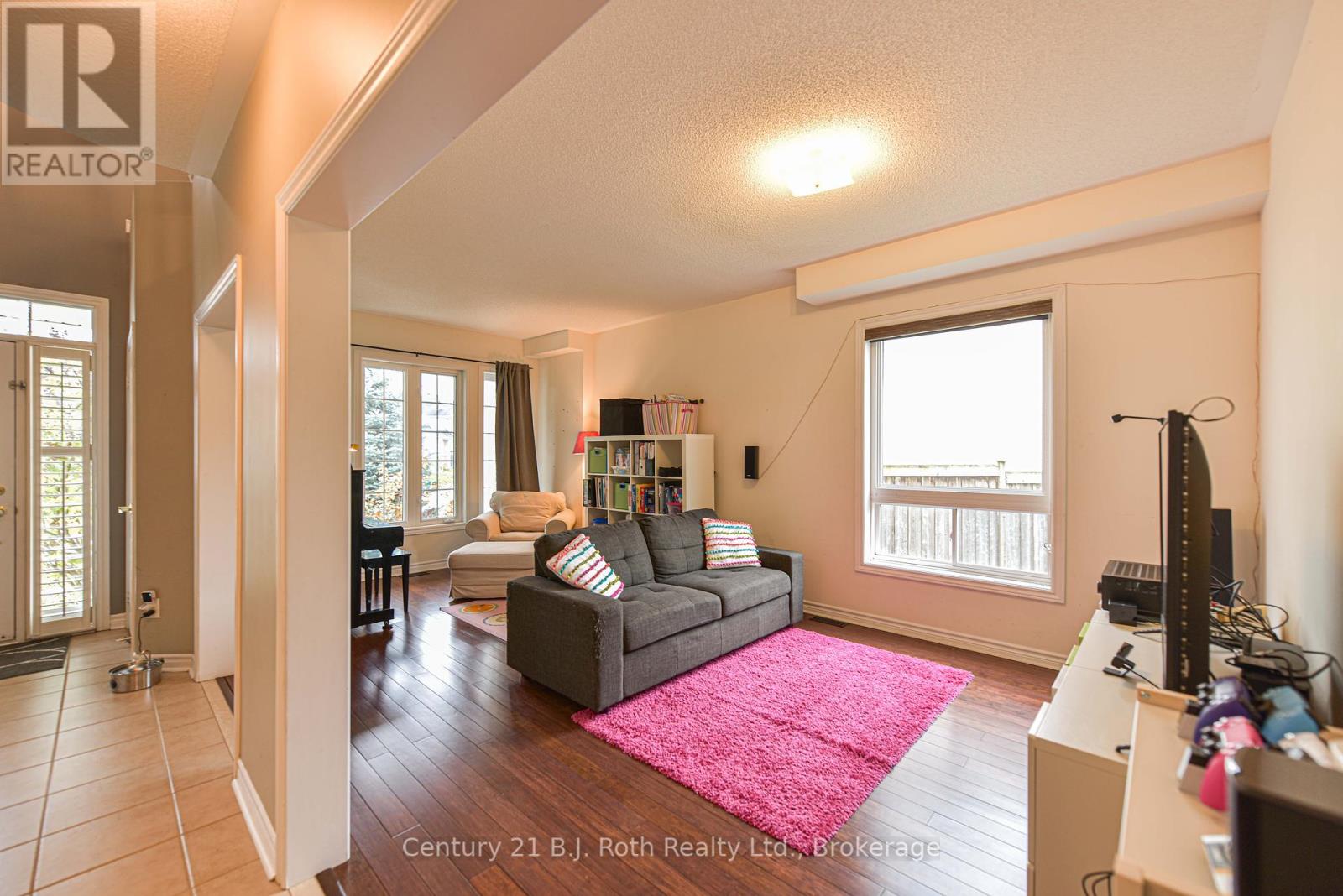 10 Regalia Way, Barrie, Ontario  L4M 7H7 - Photo 13 - S12090175