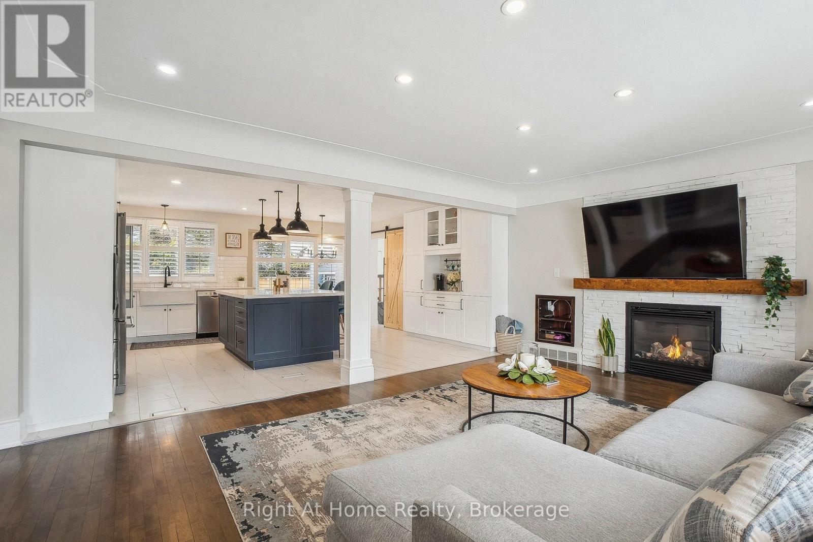 Property at 7 PASSMORE STREET image 5