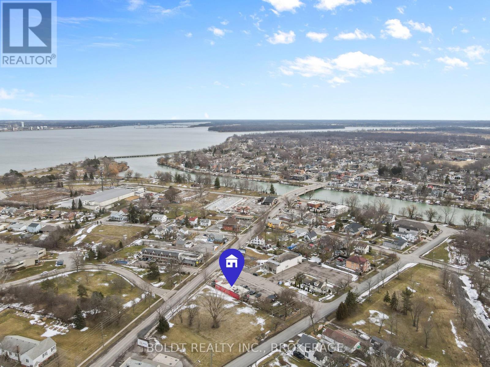 7891 Portage Road, Niagara Falls, Ontario  L2G 5Y7 - Photo 3 - X12095549