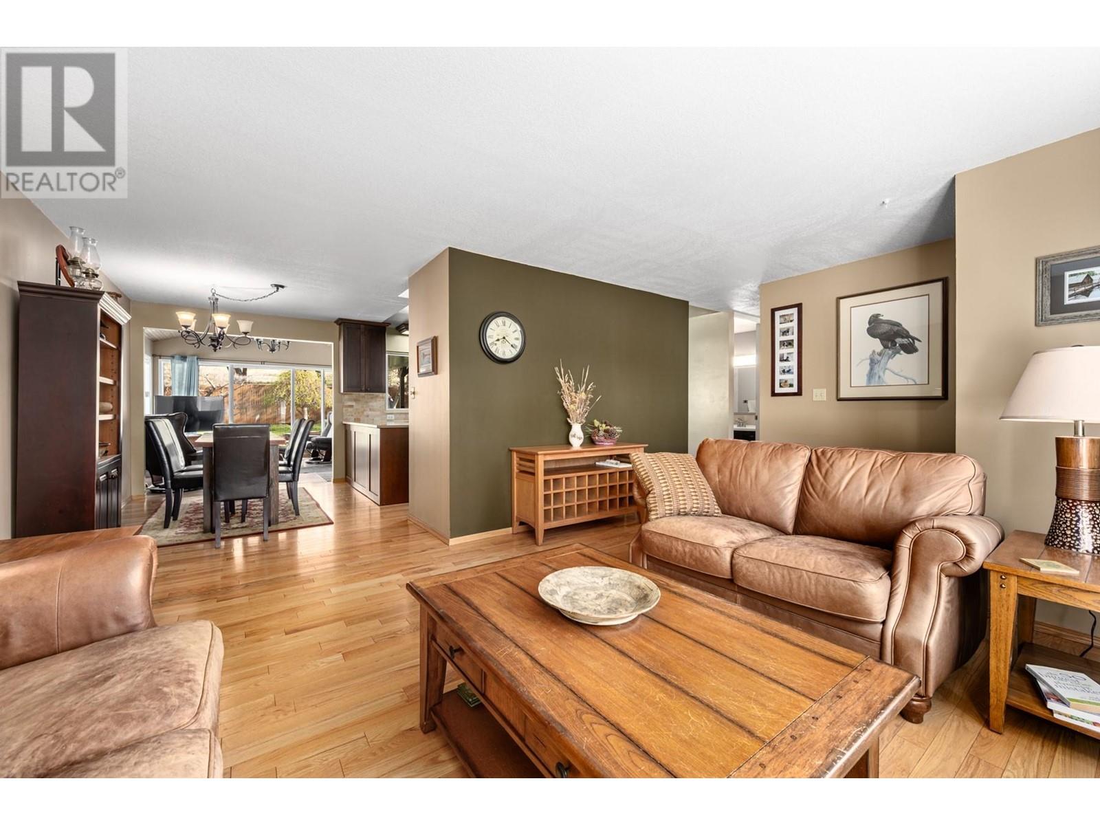 Property at 3381 Boyd Avenue image 5