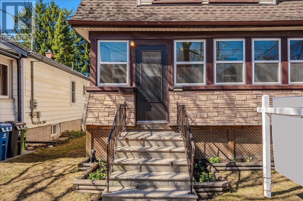 Property at 22 SIMCOE STREET image 3