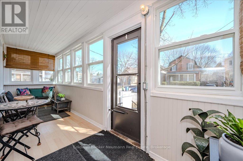 Property at 22 SIMCOE STREET image 4